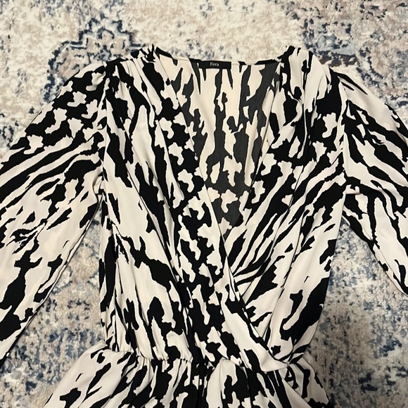 Romper - Picture 2 of 6